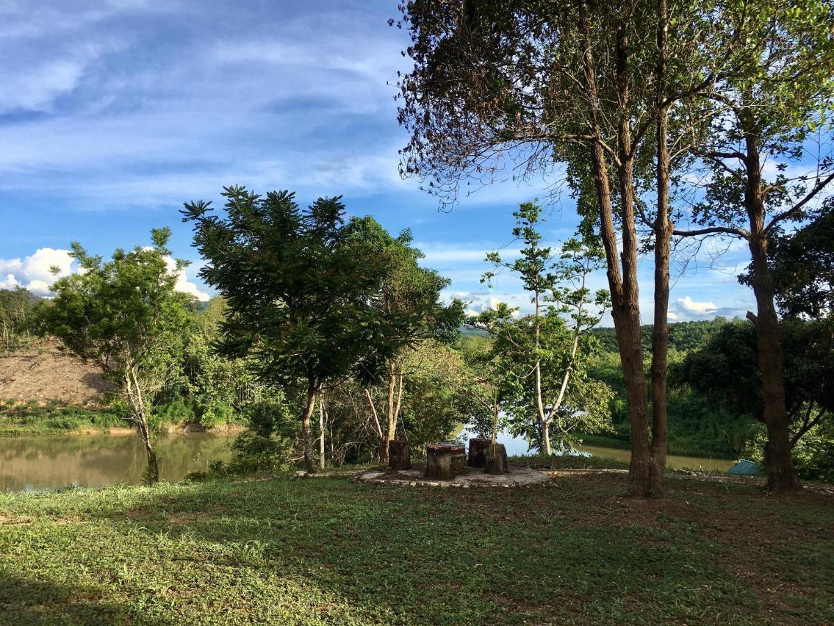 Nan Waterside Hong Bon Nern Panzió Kültér fotó