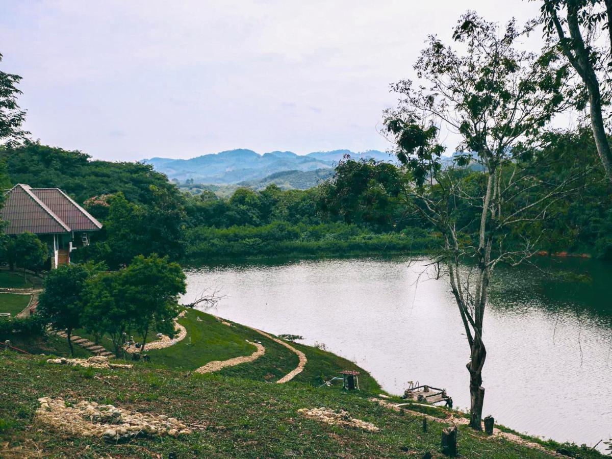 Nan Waterside Hong Bon Nern Panzió Kültér fotó