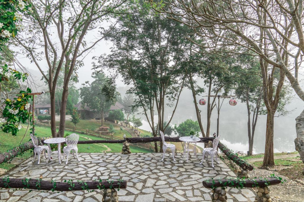 Nan Waterside Hong Bon Nern Panzió Kültér fotó